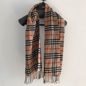Burberry scarf (please read)
